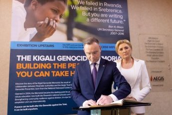 President Andrzej Duda visits Kigali Genocide Memorial, reflects on devastating impact of hatred
