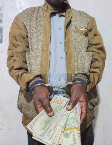 Police warns over illegal currency exchange