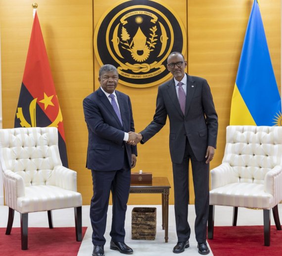 President João Lourenço Talks With Rwandan Counterpart